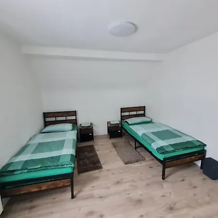 Husic Immobilien Und Handwerkerservice 里姆巴赫