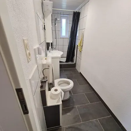 民宿 Husic Immobilien Und Handwerkerservice *
